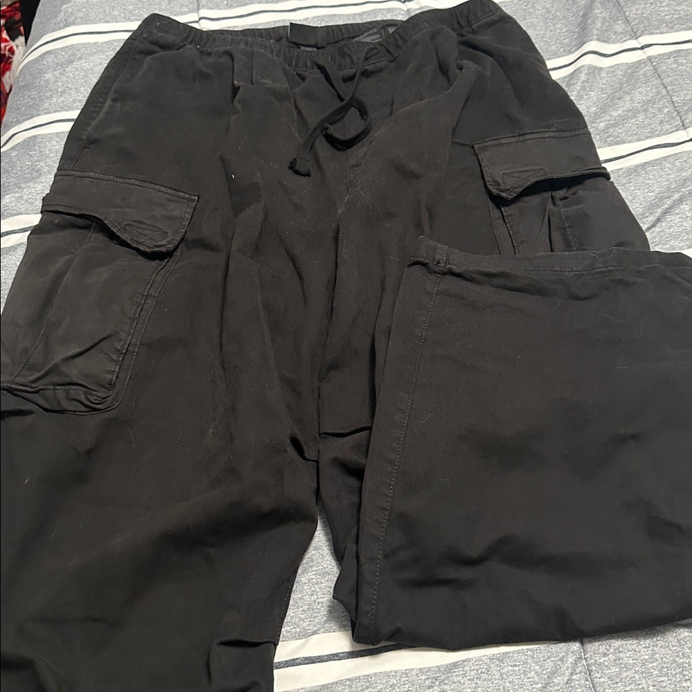 H&M Black Loose Fit Cargo Pants